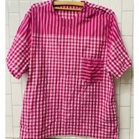 ราคา เสื้อผ้าไทย ลายผ้าขาวม้าสีชมพูสลับขาว มีกระเป๋า ไหล่ซ้ายผ่าติดกระดุม ไซส์ 50 อก 46" ยาว 28" มือสอง สภาพดีมาก (13798025332)