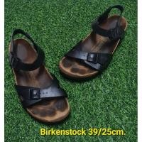 ราคา Birkenstock แท้ มือสอง 39 (28913433473)
