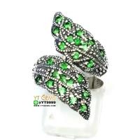 ราคา แหวนใบมะกอก แหวนมรกต แหวนเงินแท้ 92.5% รมดำ ประดับ พลอยมรกต (CZ) YTG-10345 (3535791233)