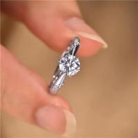 ราคา แหวนเพชรโมอีส 1 กะรัต เงินแท้ 925 ชุบทองคำขาว (18787590077)