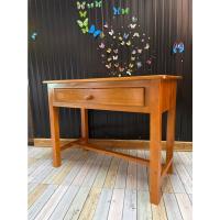 ราคา โต๊ะทำงานไม้สักมีลิ้นชัก 100*60 สูง80cm สีสัก (13414690995)