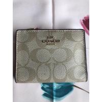 ราคา กระเป๋าเงิน Coach 2พับ มือ2 ของแท้ (8476660953)
