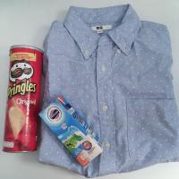 ราคา Uniqlo เสื้อเชิ้ตผ้า Oxford แขนยาวสีฟ้าลายจุดสีขาวมือสอง (506132266)