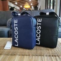 ราคา Lacoste​ กระเป๋าสะพายรุ่น NH2933IAW9B88 (7600587094)