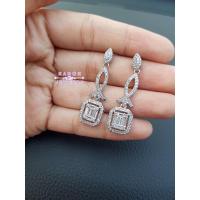 ราคา Kanok Jewelry ต่างหูเพชร เพชรประกบทรงสี่เหลี่ยม (22632864592)