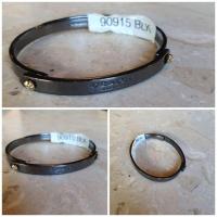 ราคา แท้% กำไล Coach Daisy Rivet Tension Bangle (15854412834)