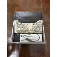ราคา ส่งต่อ กระเป๋าใส่บัตร ใส่เหรียญ ของ CHARLES & KEITH (24133041458)