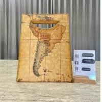 ราคา Alviero Martini 1A Classe Italian Geo Print World Map handbag ของแท้ มือสอง แบรนด์เนม (24109593518)