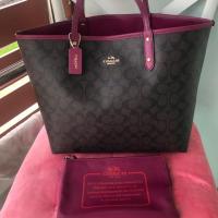 ราคา กระเป๋า coach กลับด้านได้ เหมือนได้ 2 ใบ (2631221286)