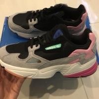 ราคา พร้อมโอน1600 Adidas Falcon มือสองของแท้% (1434585699)