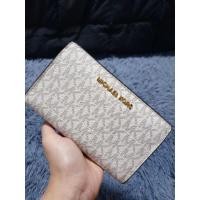 ราคา กระเป๋าสตางค์ MK สีขาว ของแท้100% (5065735614)