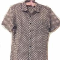 ราคา Uniqlo เสื้อเชิ้ตแขนสั้น size s (2114869827)