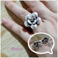 ราคา แหวนเงินแท้ แหวนเงินแท้92.5 เครื่องเงินแท้ แหวน แหวนดอกไม้เงินแท้ เงินแท้92.5 แหวนกุหลาบซ้อน เงินแท้Handmade (9065145620)