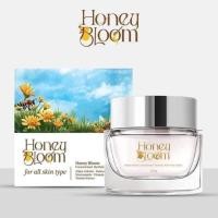 ราคา ครีมยายผึ้ง HONEY BLOOM ฮันนี่ บลูม ไฮไวท์ รี นิววิ่งครีม 10 กรัม (25842532607)