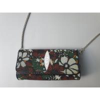 ราคา กระเป๋าสะพายหนังปลากระเบนลายดอกไม้ (18958875799)