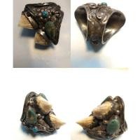 ราคา แหวน เงินแท้ ฝังหัวกระเบนท้องน้ำแท้ สีเดิม ขนาด วัดเส้นผ่าศูนย์กลาง 2 ซม. จำนวน 2 หัว หน้าแหวนกว้าง 2.5×4. ซม. (25755048804)