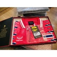 ราคา เสื้อฟุตบอลทีมชาติไทย Boxset ของแท้ (22111470440)