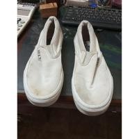 ราคา รองเท้าผ้าใบมือสองสีขาว (26563955284)