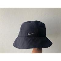 ราคา หมวก Nike แท้ ทรงbucket (1323601863)