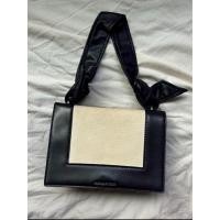 ราคา CHARLES & KEITHของแท้ มือสอง (26485634579)