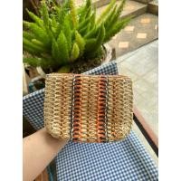 ราคา Sisley cosmetic bag กระเป๋าเครื่องสำอางค์ แท้ใส่เหรียญและกุญแจ ขนาดค่อนข้างใหญ่ ลายถัก (29455849680)