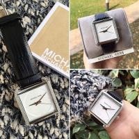 ราคา Michael kors black lake textured leather strap watch (257637991)