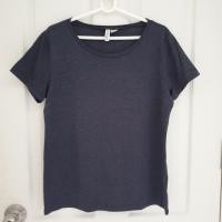 ราคา เสื้อยืด H&M มือสอง ไซส์ L สีเทา (5411890322)