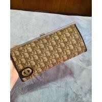 ราคา dior vintage clutch ของแท้ วินเทจ แบรนด์เนมมือสอง กระเป๋า คลัช กระเป๋าถือ (16000757955)