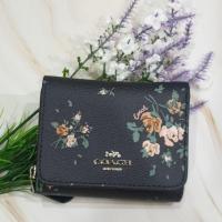 ราคา Coach แท้ % กระเป๋าสตางค์ 3 พับ ลายดอกไม้สีกรม Limited edition (6220183773)