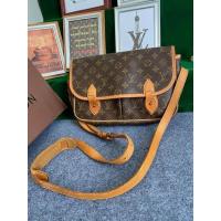 ราคา กระเป๋าหลุยส์มือสองของแท้ (6069785497)