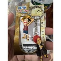 ราคา พวงกุญแจ ฟิกเกอร์ โมเดล วันพีซ ลูฟี่ กับ แชงคูส | Banpresto  One Piece Figure Keychain Luffy and Shanks (29983541398)