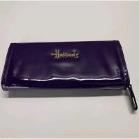 ราคา กระเป๋าสตางค์ harrods แท้ สีม่วง หนังแก้ว (27860520984)