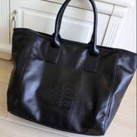 ราคา กระเป๋าGivenchy tote Bag (812787577)