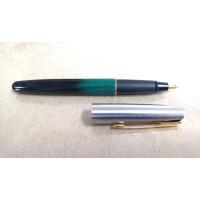 ราคา ปากกาปาร์คเกอร์ Parker Frontier Translucent Green Rollerball Pen มือสอง สภาพสวย Made in UK (21768443734)
