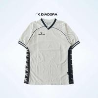 ราคา เสื้อยืด JERSEY DIADORA RETRO STYLE (40805779924)