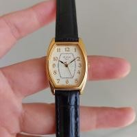 ราคา นาฬิกา et vous Paris Tank มือสองของแท้ 100% (41555903094)