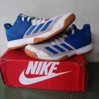 ราคา ADIDAS รองเท้ากีฬา อาดิดาส (เทนนิส แบดมินตัน) (42414726574)