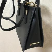 ราคา กระเป๋าถือ charles&keith size s ส่งต่อ สภาพนางฟ้า ของแท้ (1257146742)