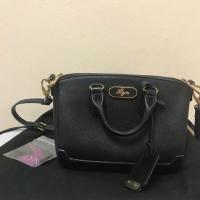 ราคา กระเป๋า Lyn สีดำ (994513946)