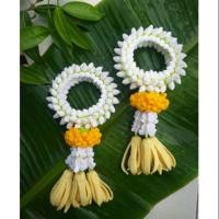 ราคา #พวงมาลัยดอกจำปี #พวงมาลัย #พวงมาลัยไหมพรม #พวงมาลัยห้อยหน้ารถ (5237174860)