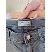 ราคา กางเกงยีนส์ยืดขายาวขาดเข่า สีเขียวขี้ม้า size 38 มือสองใส่เอง (3002525330)