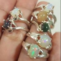ราคา แหวนเงินแท้ 925 โอปอลธรรมชาติแท้ (Natural opal ring) (1566395341)