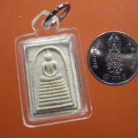 ราคา พร้อมเลี่ยม......พระสมเด็จ วัดเกศไชโย หลังฝังพลอบ ปี 2533.....A2....67.3.4...ถด6 (22764017381)