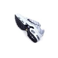 ราคา Nike Tn Air Max Plus สีเทา สีดํา (40118659115)