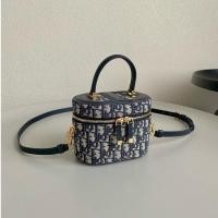 ราคา ดิออร์ Dior Zipper chain bag Makeup bag Shoulder Crossbody box bag ของแท้ 100 % (27682204676)