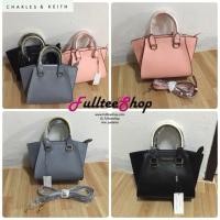 ราคา New Arrival!CHARLES & KEITH STRUCTURED TRAPEZE BAG (113510262)