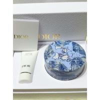 ราคา ฟรีถุงหูหิ้ว และริบบิ้น Dior Set กล่องสำลี และโฟมล้างหน้า La Mousse Off/On 50ML (26870400790)