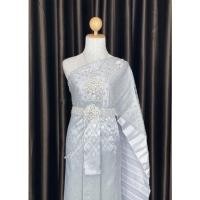 ราคา ชุดไทยจักพรรดิ์สีเทา ชุดไทยสไบ ชุดไทยเทาเงิน (16781188373)