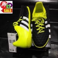 ราคา Adidas - ใหม่ รองเท้าใส่เล่นฟุตบอล/ซ็อกเกอร์ หรือออกกำลังกายเด็กชาย (Football /Soccer Training) ADIDAS ACE 15.4 IN J B27 (3606671256)