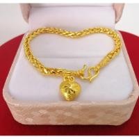 ราคา สร้อยข้อมือ ลายหางกระรอก ห้อยหัวใจ น้ำหนัก 1 บาท ยาว 7 นิ้ว มีขนาดไซส์ให้เลือก (7814817260)
